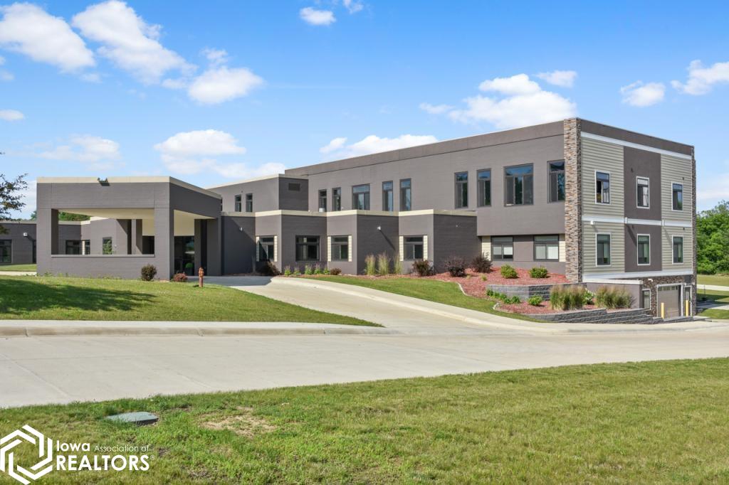 110 Rocksylvania Unit 105 Avenue Iowa Falls IA 50126