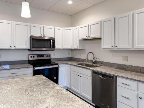 110 Rocksylvania Unit 105 Avenue Iowa Falls IA 50126