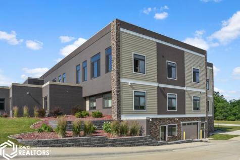 110 Rocksylvania Unit 105 Avenue Iowa Falls IA 50126