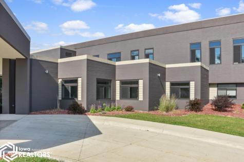 110 Rocksylvania Unit 105 Avenue Iowa Falls IA 50126