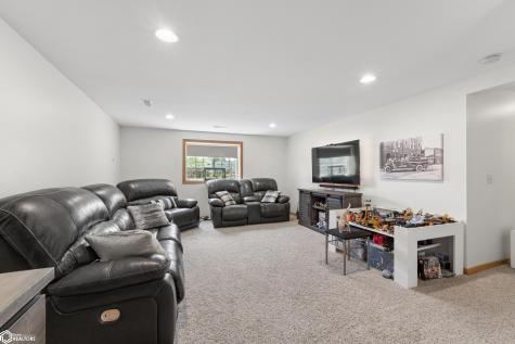 1310 Village Road Clear Lake IA 50428