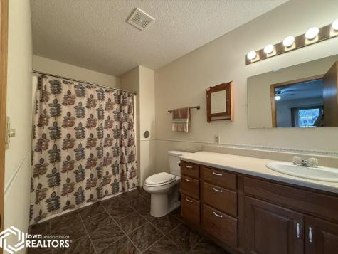 380 S Yorktown Pike Mason City IA 50401