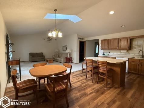 380 S Yorktown Pike Mason City IA 50401