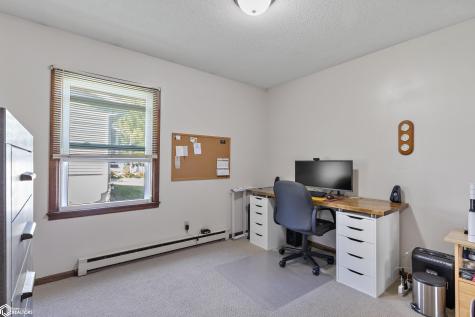 207 8th Avenue S Clear Lake IA 50428