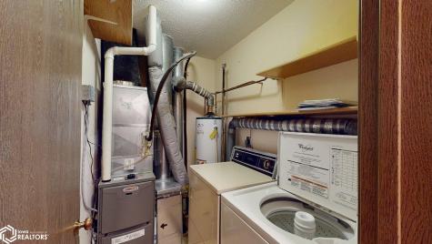 630 Briarstone Drive Mason City IA 50401