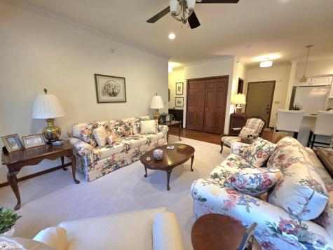 809 7th Avenue N Clear Lake IA 50428