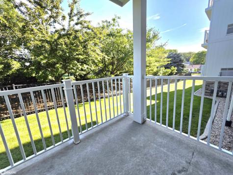 809 7th Avenue N Clear Lake IA 50428