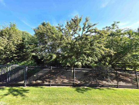 809 7th Avenue N Clear Lake IA 50428