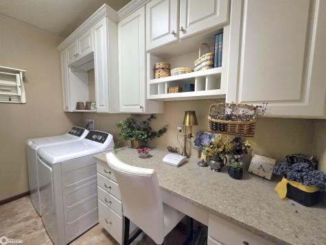 809 7th Avenue N Clear Lake IA 50428