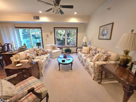 809 7th Avenue N Clear Lake IA 50428