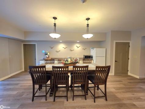 809 7th Avenue N Clear Lake IA 50428