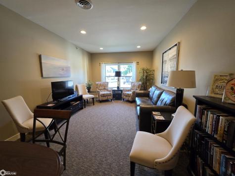 809 7th Avenue N Clear Lake IA 50428