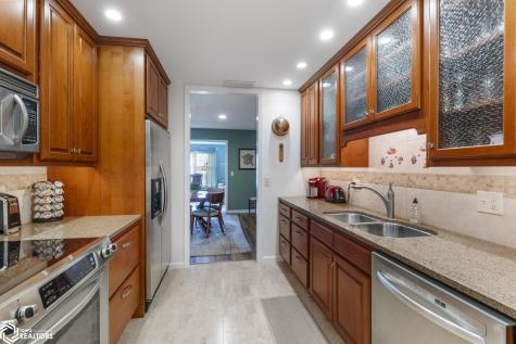 502 S Ohio Avenue Mason City IA 50401