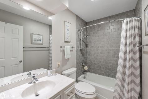 502 S Ohio Avenue Mason City IA 50401