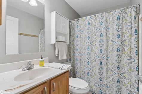 2 Country Lane Ventura IA 50482