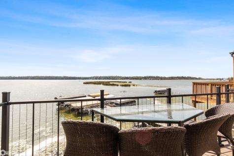 414 E Lake Street Ventura IA 50482