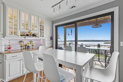 414 E Lake Street Ventura IA 50482