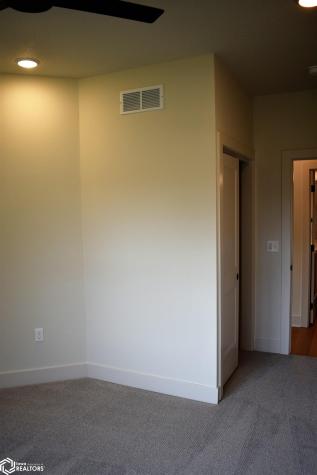 2360 River Road Iowa Falls IA 50126