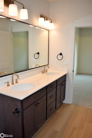 2360 River Road Iowa Falls IA 50126