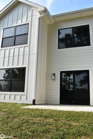 2360 River Road Iowa Falls IA 50126