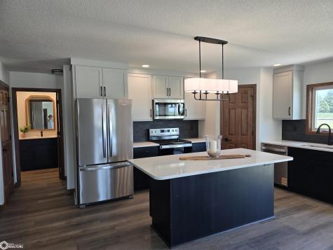 290 Fuller Drive Garner IA 50438