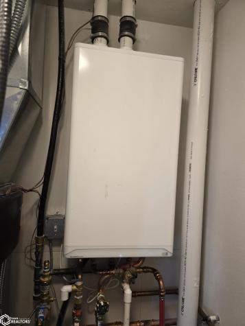 290 Fuller Drive Garner IA 50438