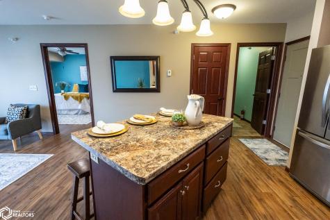 809 7th Ave N #212 Clear Lake IA 50428