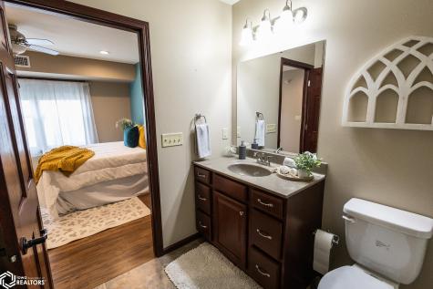 809 7th Ave N #212 Clear Lake IA 50428