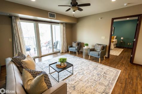 809 7th Ave N #212 Clear Lake IA 50428