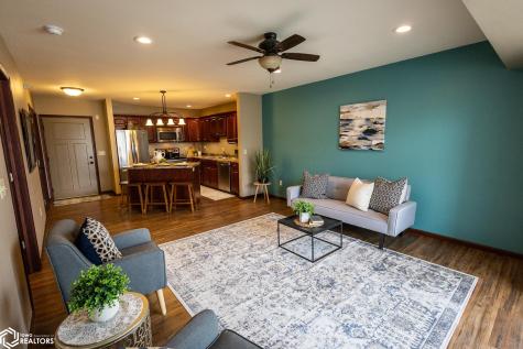 809 7th Ave N #212 Clear Lake IA 50428