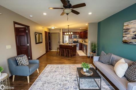 809 7th Ave N #212 Clear Lake IA 50428