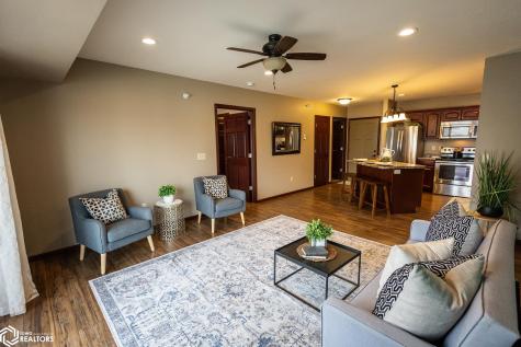 809 7th Ave N #212 Clear Lake IA 50428