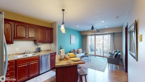 809 7th Ave N #212 Clear Lake IA 50428