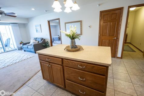 809 7th Ave N #211 Clear Lake IA 50428