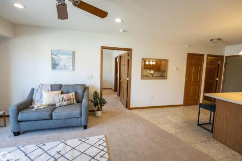 809 7th Ave N #211 Clear Lake IA 50428