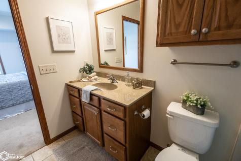 809 7th Ave N #211 Clear Lake IA 50428