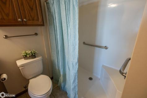809 7th Ave N #211 Clear Lake IA 50428