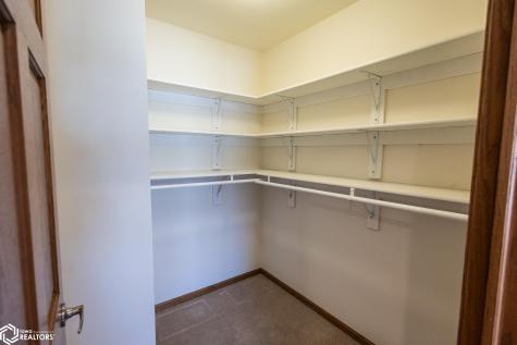 809 7th Ave N #211 Clear Lake IA 50428