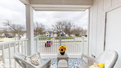 809 7th Ave N #211 Clear Lake IA 50428