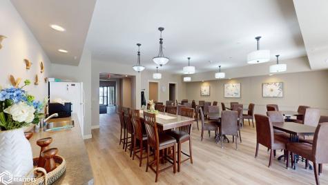 809 7th Ave N #211 Clear Lake IA 50428