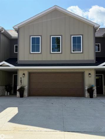 210 Stonebrook Court Clear Lake IA 50428