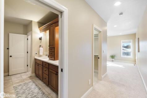 516 Lexington Drive Clear Lake IA 50428