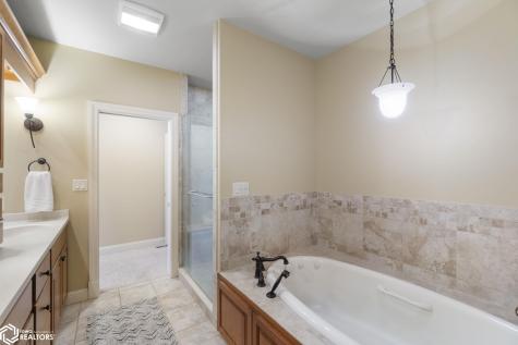 516 Lexington Drive Clear Lake IA 50428