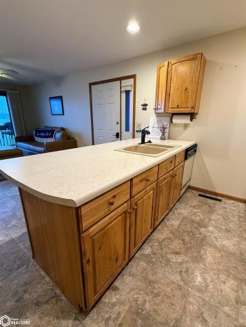 414 E Lake Street Ventura IA 50482