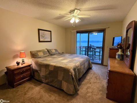 414 E Lake Street Ventura IA 50482