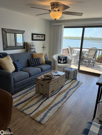 414 E Lake Street Ventura IA 50482