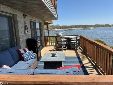 414 E Lake Street Ventura IA 50482