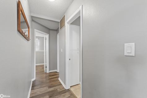 2 Country Lane Ventura IA 50482