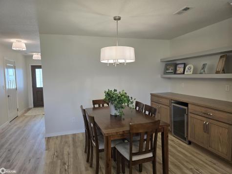 1770 Seymour Garner IA 50438