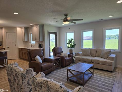 1770 Seymour Garner IA 50438